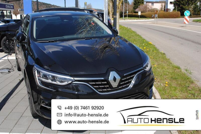 Blackpearlschwarz (metallic) Gebraucht 2021 Renault Mégane IV Intens Limousine | 21.800 € (Etwas zu teuer) - Bild 1/4