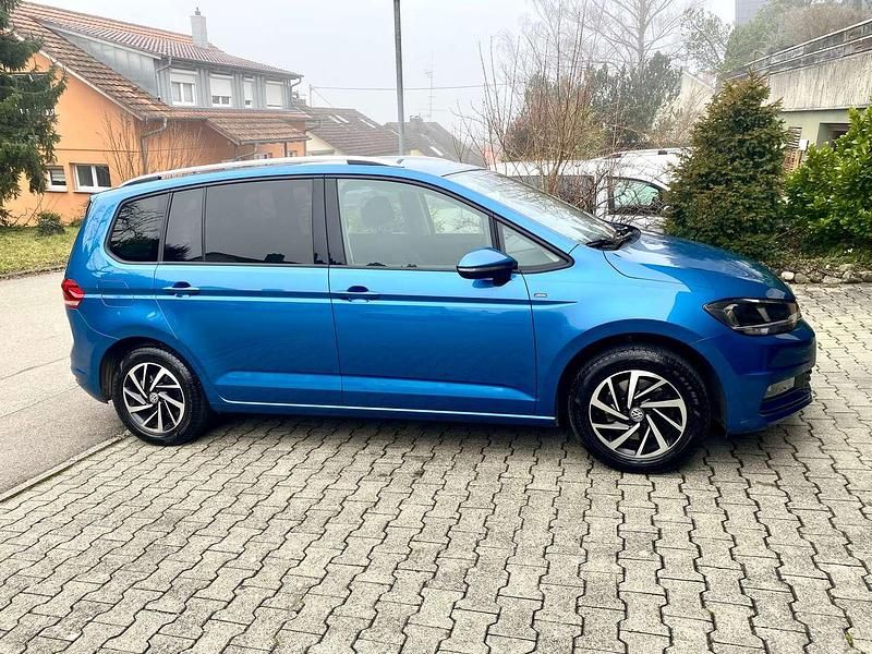 Gebraucht VW Touran Join 150 PS (110 kW) 2019 Blau Van / Kleinbus