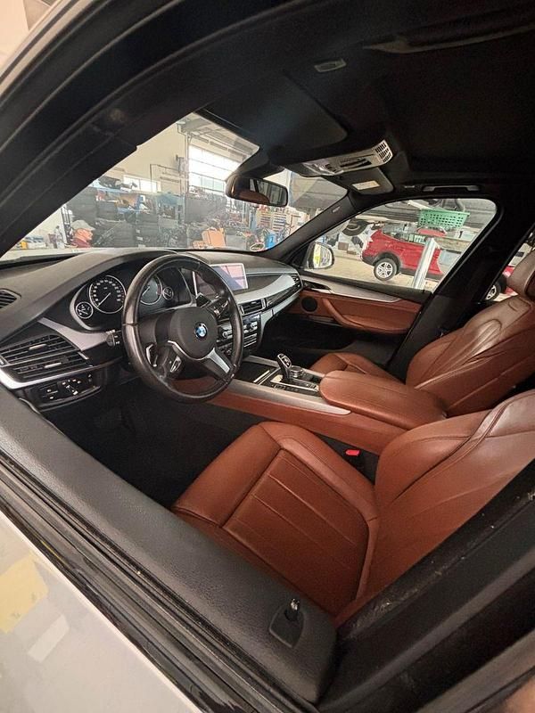 Gebraucht BMW X5 M50 Performance 381 PS (280 kW) 2016 Silber SUV