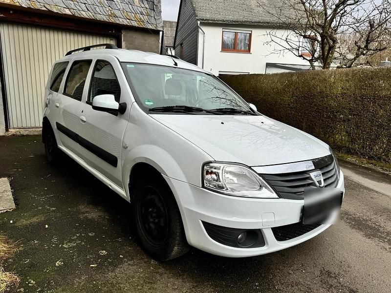 Gebraucht Dacia Sandero 105 PS (77 kW) 2009 Weiß Kombi