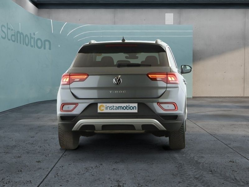 Gebraucht VW T-Roc IQ Drive 150 PS (110 kW) 2024 Grau SUV