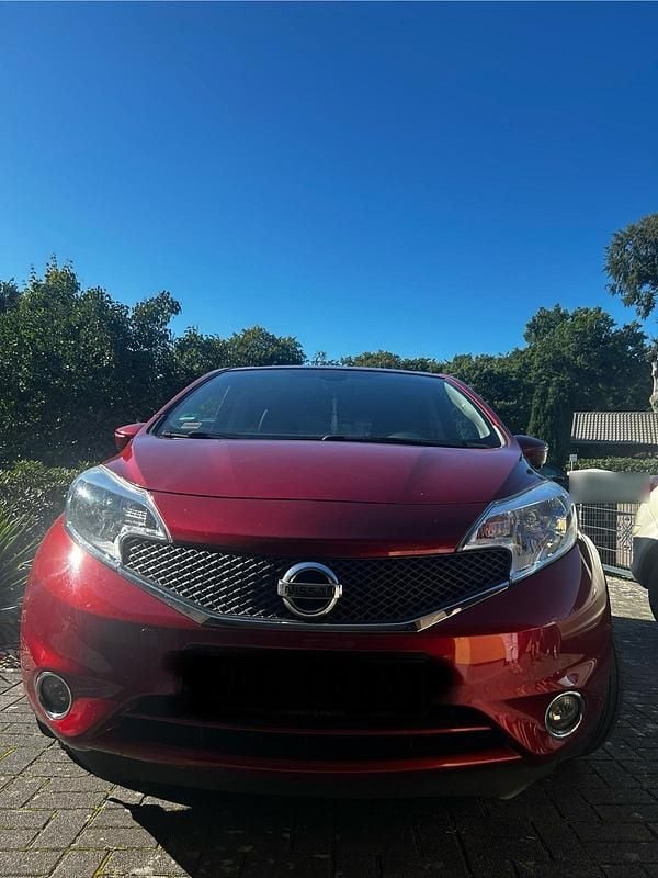 Gebraucht Nissan Note Tekna 90 PS (66 kW) 2014 Rot Kleinwagen