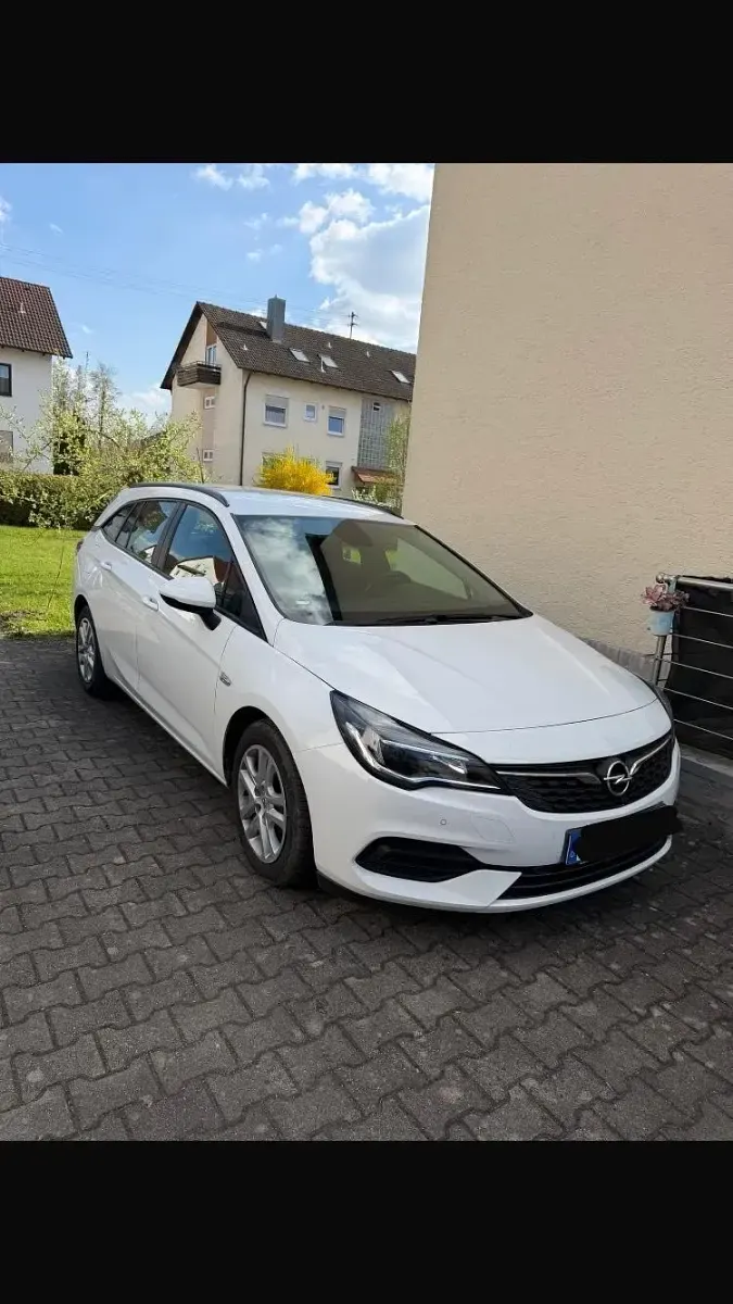 Gebraucht Opel Astra 105 PS (77 kW) 2020 Weiß Kombi