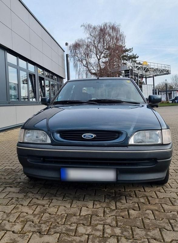 Gebraucht Ford Escort Ghia 90 PS (66 kW) 1993 Grau Limousine