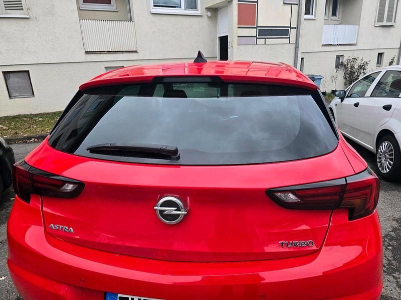 Gebraucht Opel Astra 150 PS (110 kW) 2015 Rot Kleinwagen