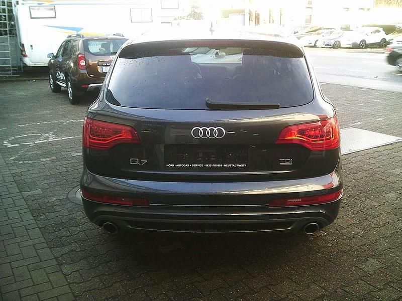 Gebraucht Audi Q7 Advanced 340 PS (250 kW) 2011 Lavagrau perleffekt SUV