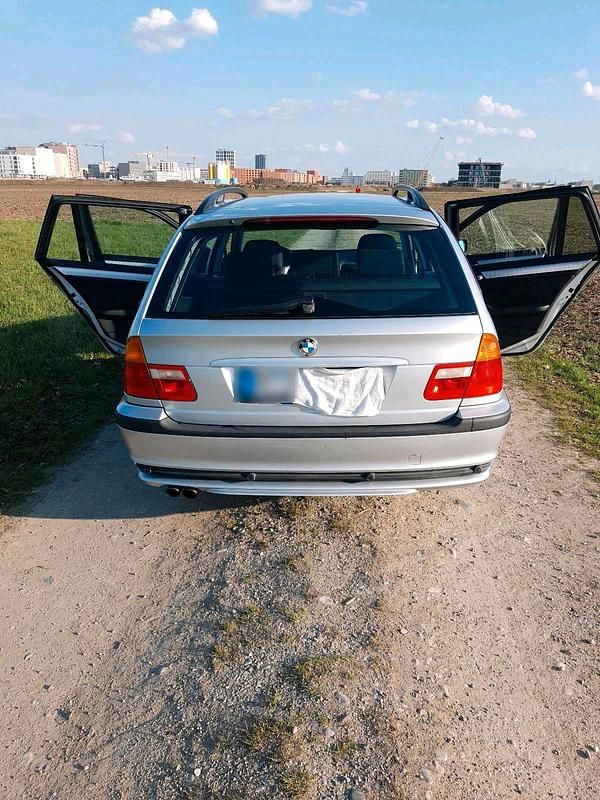 Usata BMW 320 170 CV (125 kW) 2003 Argento Station wagon