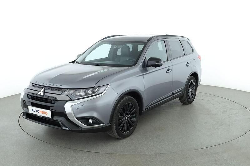 Grau Gebraucht 2020 Mitsubishi Outlander Spirit+ SUV | 20.420 € (Fairer Preis) - Bild 1/3