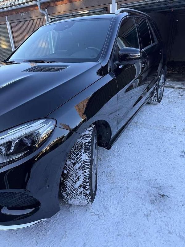 Gebraucht 2018 Mercedes GLE350 AMG line SUV | 23.900 € (Superpreis) - Bild 1/4