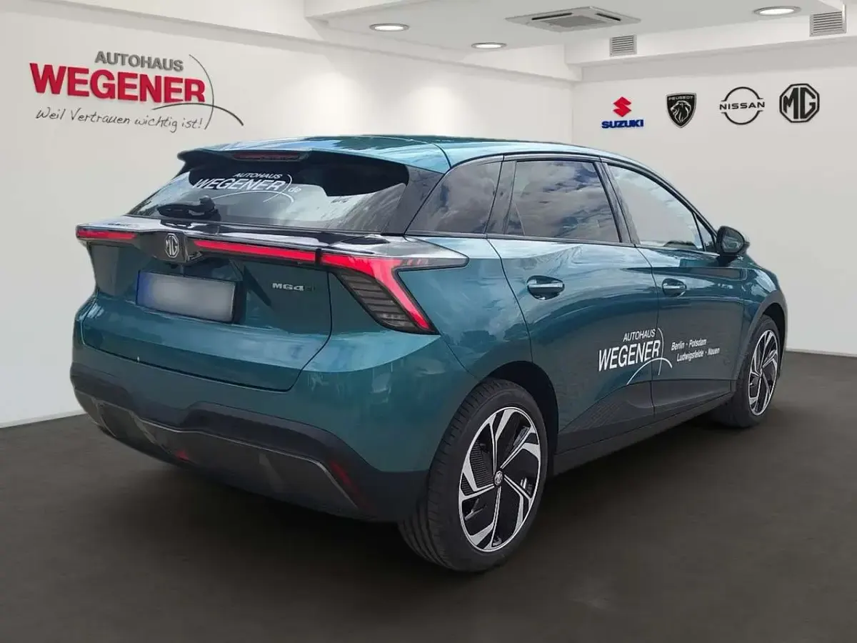 Gebraucht MG MG4 EV 139 kW (190 PS) 2026 Ealing green Kleinwagen
