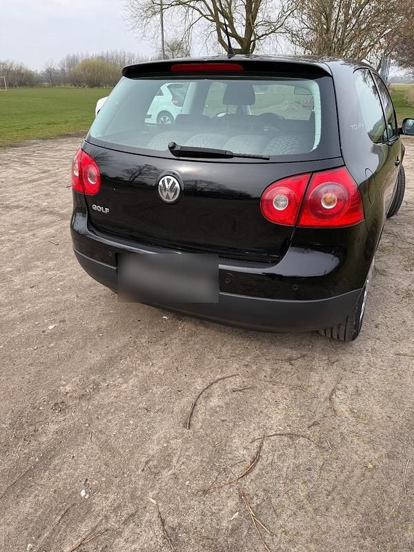Gebraucht VW Golf VI 80 PS (58 kW) 2008 Schwarz Kleinwagen