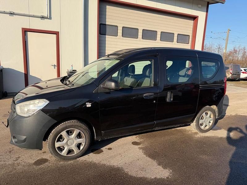 Gebraucht Dacia Dokker Ambiance 116 PS (85 kW) 2013 Van / Kleinbus