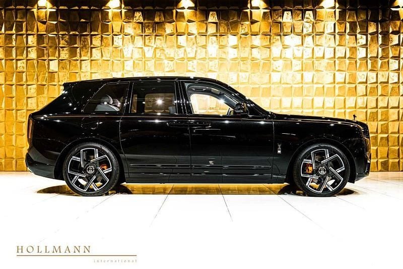 Neu Rolls Royce Cullinan 544 PS (400 kW) 2026 Schwarz SUV