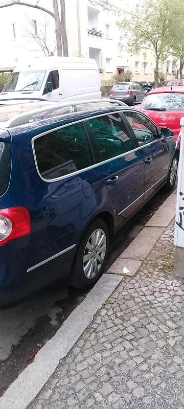 Gebraucht VW Passat 140 PS (102 kW) 2008 Blau Kombi