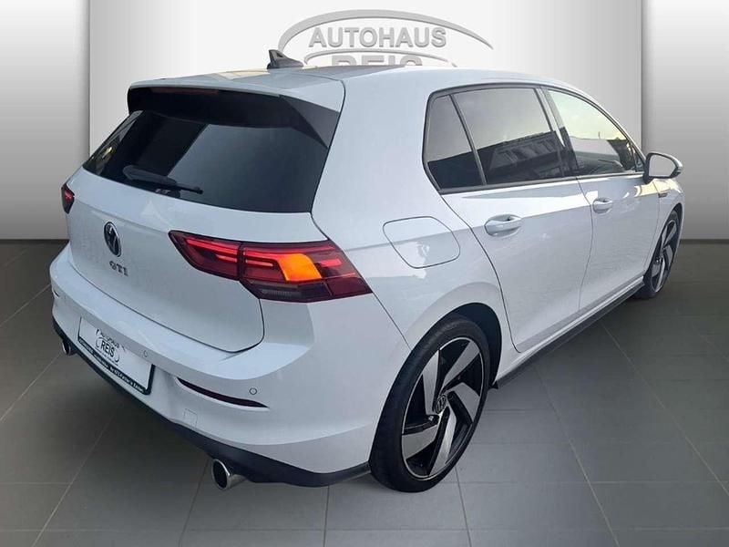 Gebraucht VW Golf VIII GTI 245 PS (180 kW) 2021 Weiss Limousine