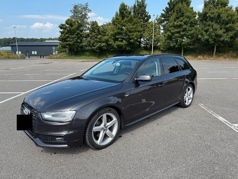 Schwarz Gebraucht 2013 Audi A4 S-Line Kombi | 10.250 € (Fairer Preis) - Bild 1/4