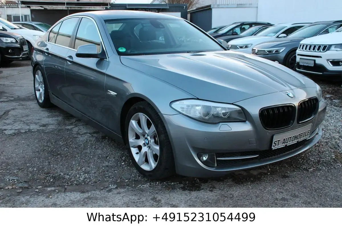 Gebraucht BMW 525 204 PS (150 kW) 2010 Grau Limousine