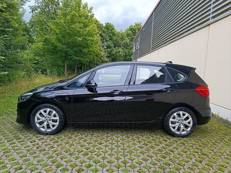 Gebraucht BMW 225 Advantage 136 PS (100 kW) 2019 Schwarz Van / Kleinbus