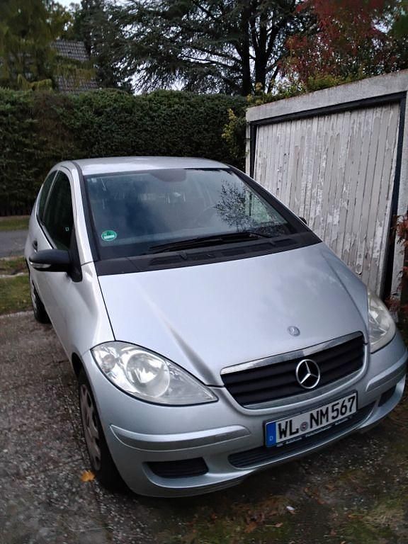 Silber Gebraucht 2005 Mercedes A150 Classic Limousine | 700 € (Guter Preis) - Bild 1/4