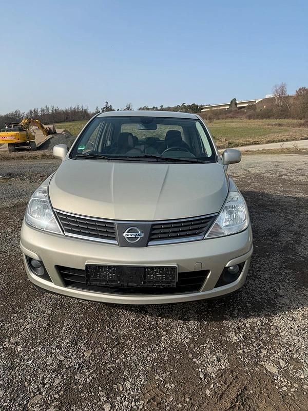 Gebraucht Nissan Tiida 110 PS (80 kW) 2008 Braun Limousine