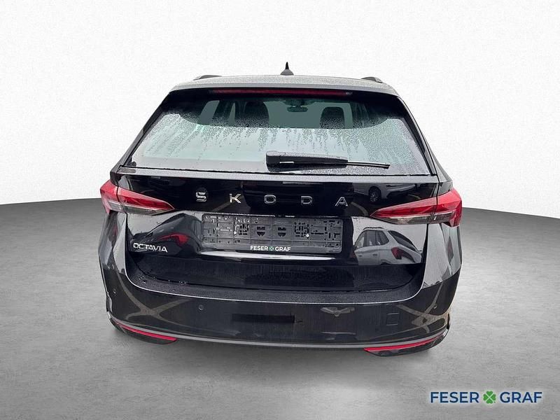 Neu Skoda Octavia 150 PS (110 kW) 2026 Blackmagicperleffekt Kombi