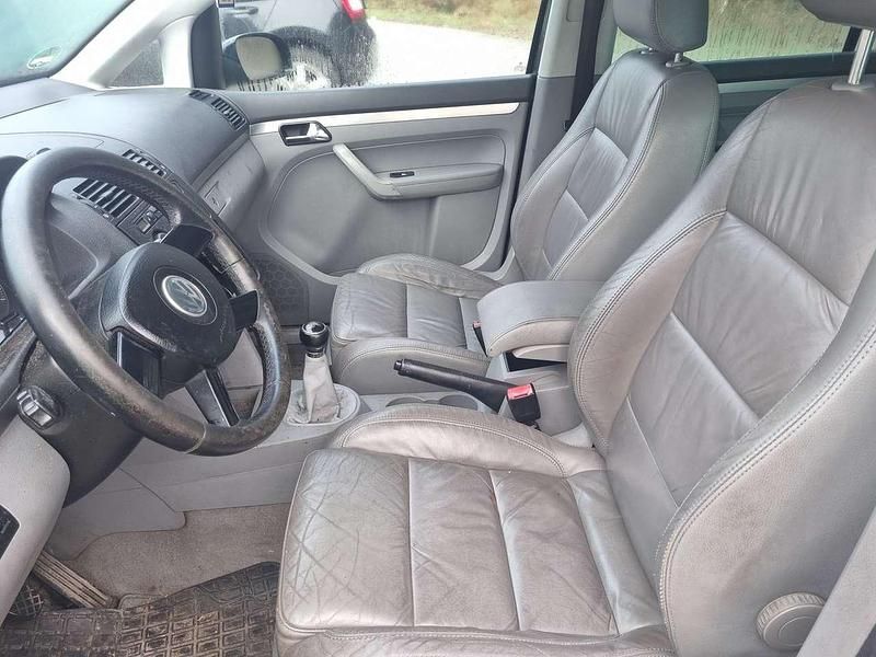 Gebraucht VW Touran Highline 140 PS (102 kW) 2004 Van / Kleinbus