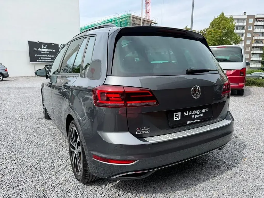 Gebraucht VW Golf VII 150 PS (110 kW) 2020 Grau Limousine
