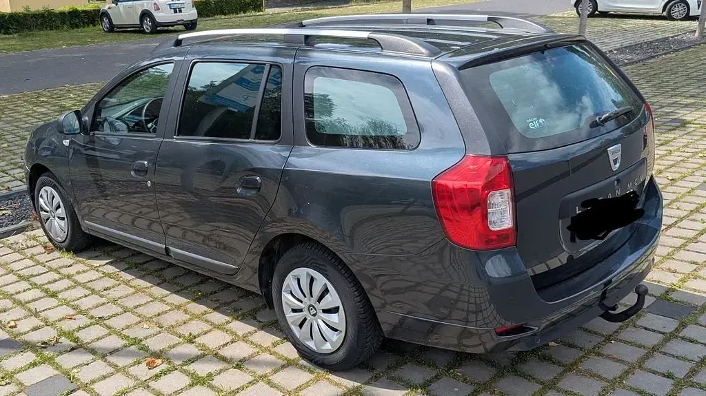 Gebraucht Dacia Logan MCV Lauréate 90 PS (66 kW) 2017 Grau Limousine