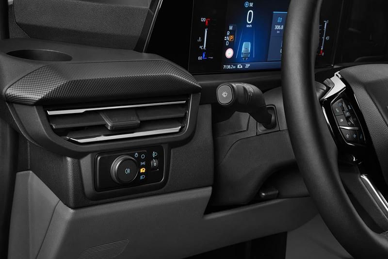 Gebraucht Ford Transit 100 kW (136 PS) 2024 Van