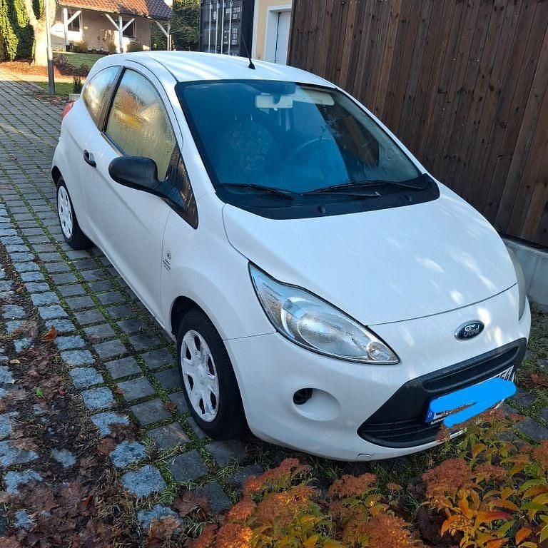 Weiß Gebraucht 2009 Ford Ka Trend Kleinwagen | 1.950 € (Fairer Preis) - Bild 1/4
