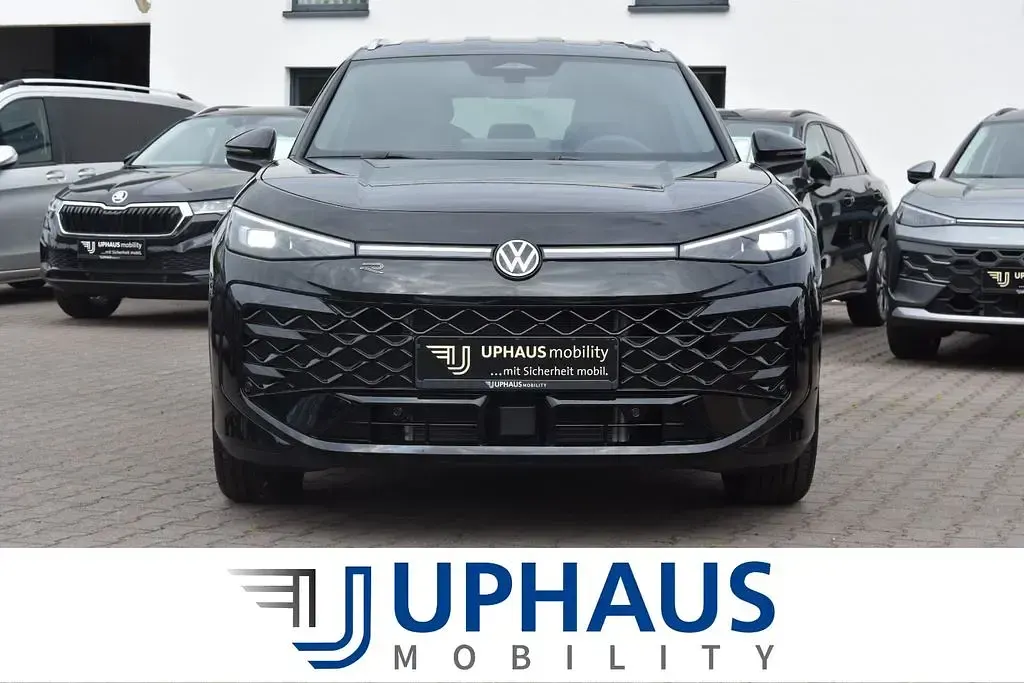 Neu VW T-Roc R-line 150 PS (110 kW) 2026 Schwarz (mythos black) SUV