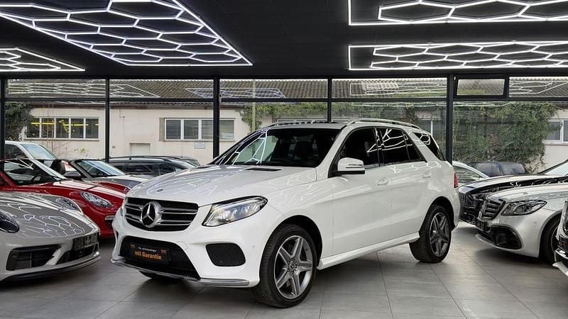 Weiß Gebraucht 2018 Mercedes GLE400 AMG SUV | 34.850 € (Superpreis) - Bild 1/4