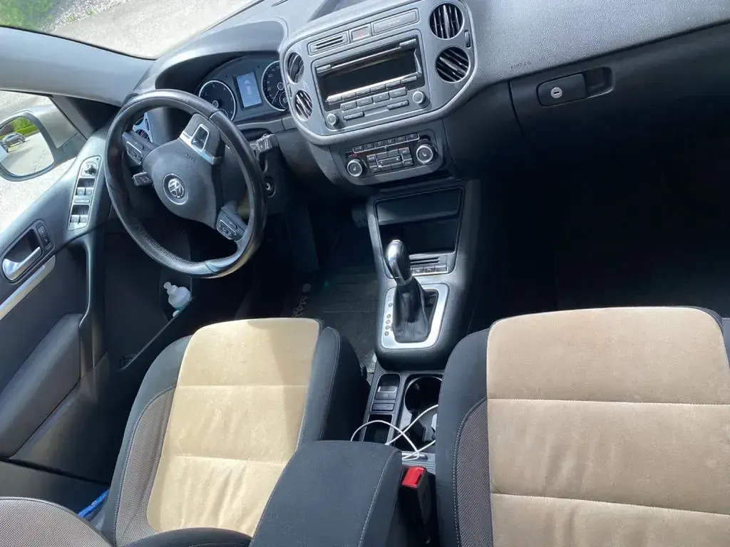 Gebraucht VW Tiguan 140 PS (102 kW) 2013 Beige SUV