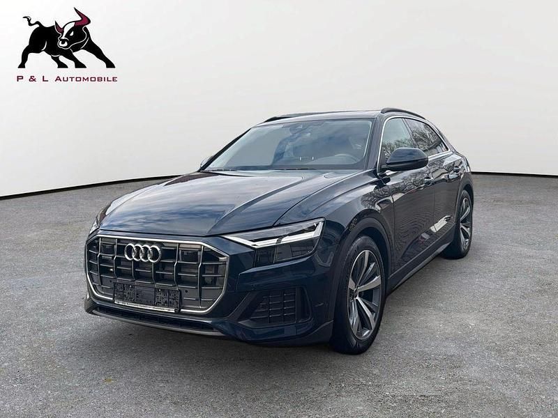 Grün Gebraucht 2023 Audi Q8 SUV | 61.900 € (Superpreis) - Bild 1/4