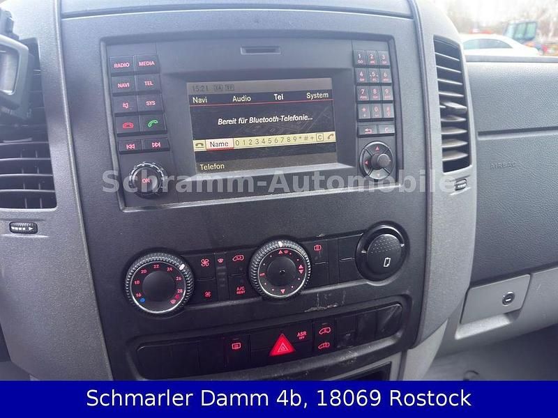 Gebraucht VW Crafter 136 PS (100 kW) 2015 Blau Van