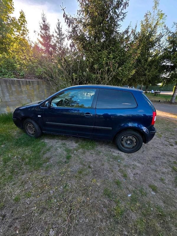 Gebraucht VW Polo 65 PS (47 kW) 2003 Blau Kleinwagen