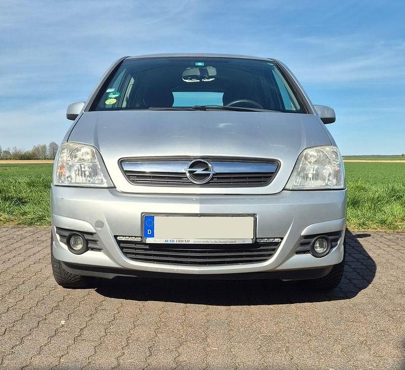 Gebraucht Opel Meriva Edition 90 PS (66 kW) 2007 Silber Van / Kleinbus