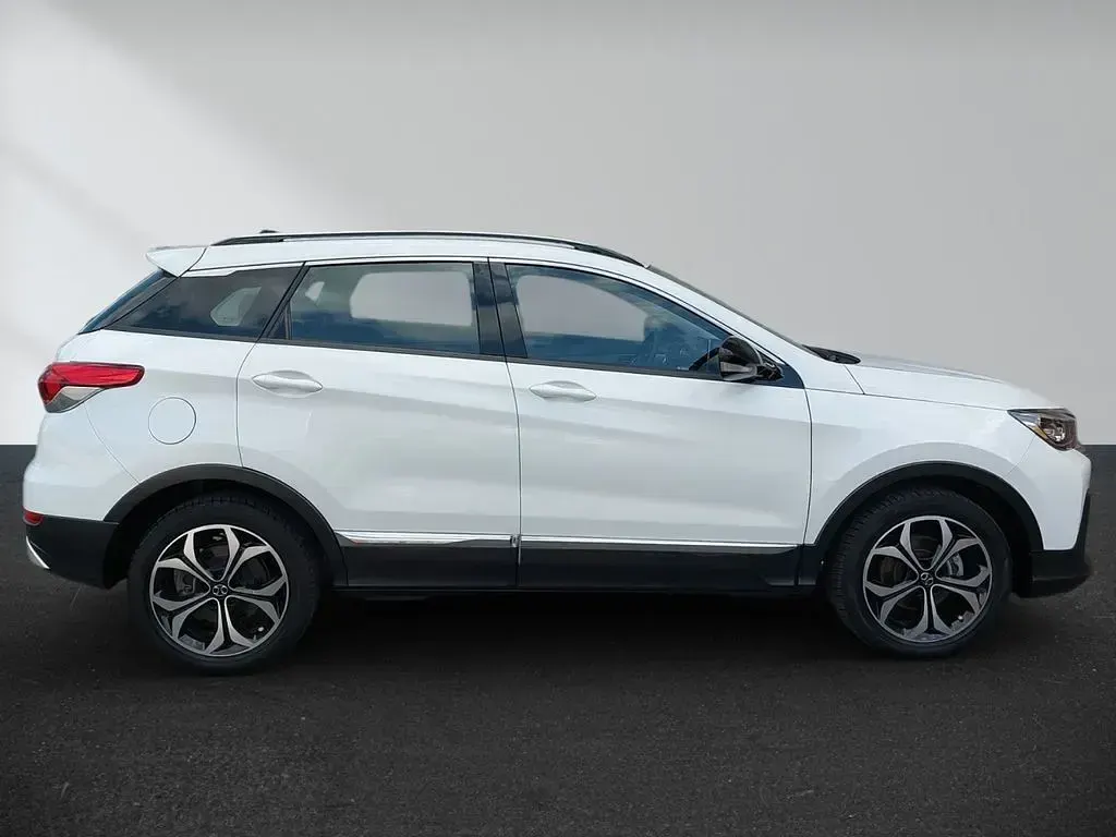 Gebraucht Baic X55 136 PS (100 kW) 2020 Weiß SUV