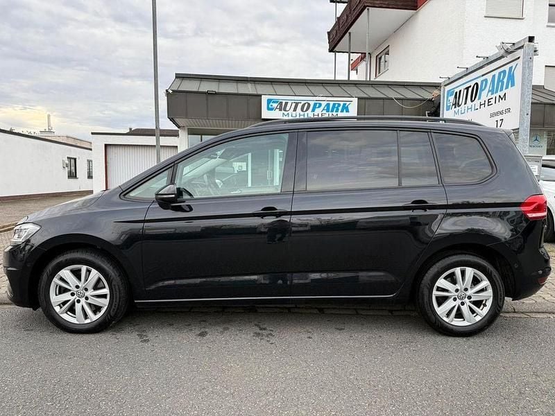 Schwarz Gebraucht 2020 VW Touran Van / Kleinbus | 14.997 € (Guter Preis) - Bild 1/4