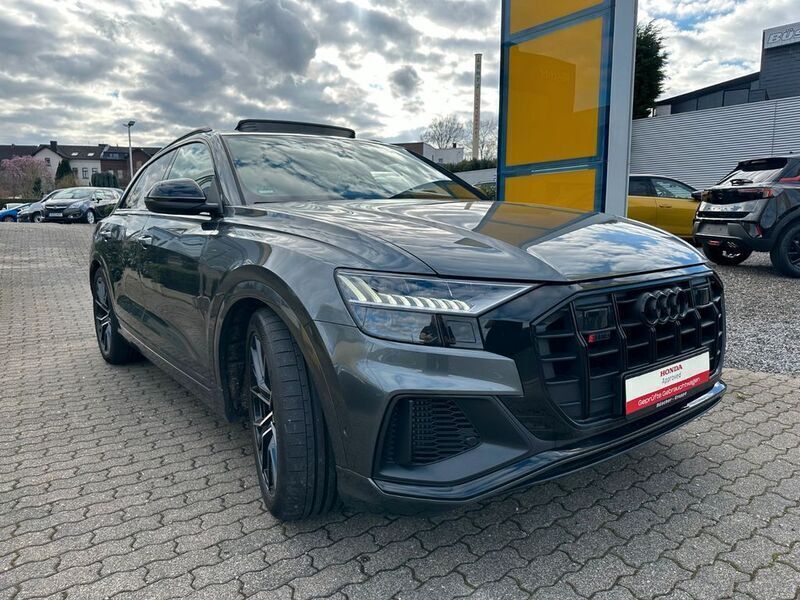Daytonagrau perleffekt Gebraucht 2023 Audi SQ8 Sport SUV | 86.900 € (Superpreis) - Bild 1/4