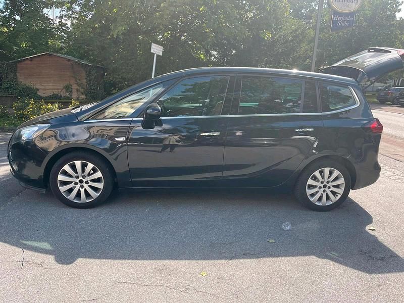 Schwarz Gebraucht 2012 Opel Zafira Van / Kleinbus | 6.500 € (Fairer Preis) - Bild 1/3
