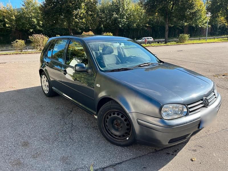 Gebraucht VW Golf IV 105 PS (77 kW) 2000 Blau Kleinwagen