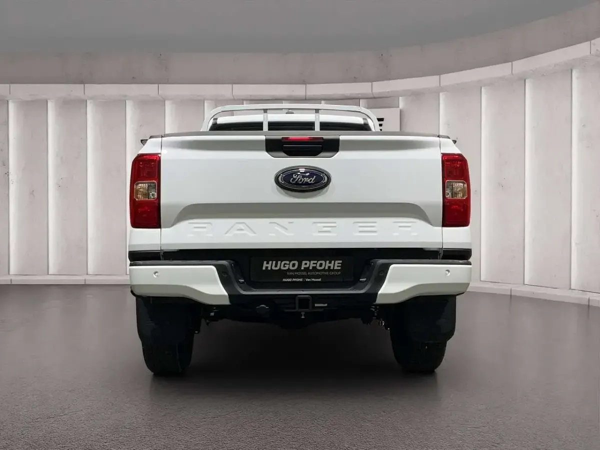 Nowe Ford Ranger XLT 170 KM (125 kW) 2026 Biały Pickup