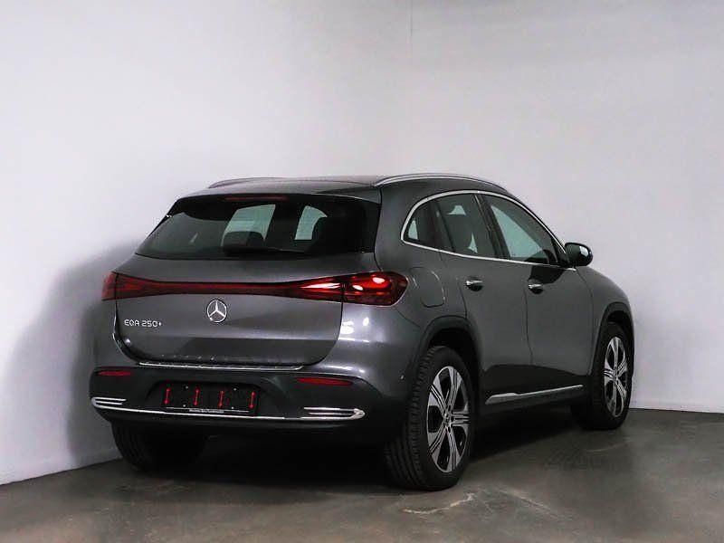 Gebraucht Mercedes EQA250+ Advanced Plus 140 kW (191 PS) 2025 Lack mountaingrau SUV
