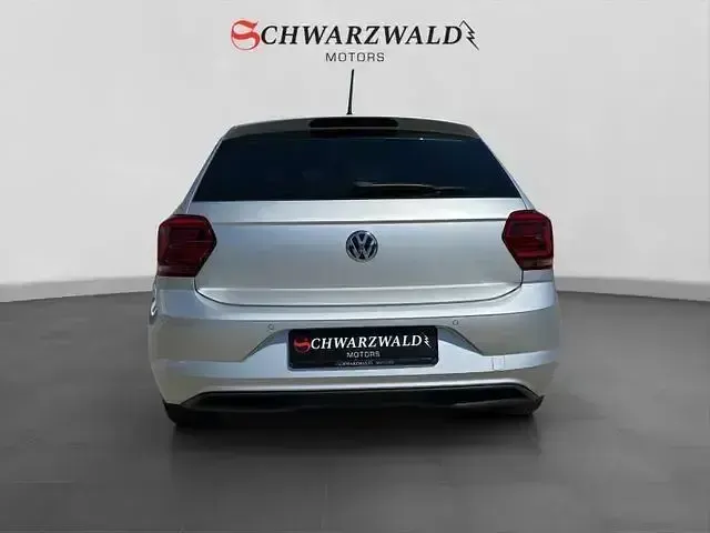 Gebraucht VW Polo Highline 116 PS (85 kW) 2018 Silber Kleinwagen