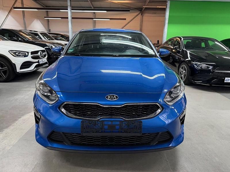 Gebraucht Kia Ceed Vision 136 PS (100 kW) 2019 Blau Kleinwagen
