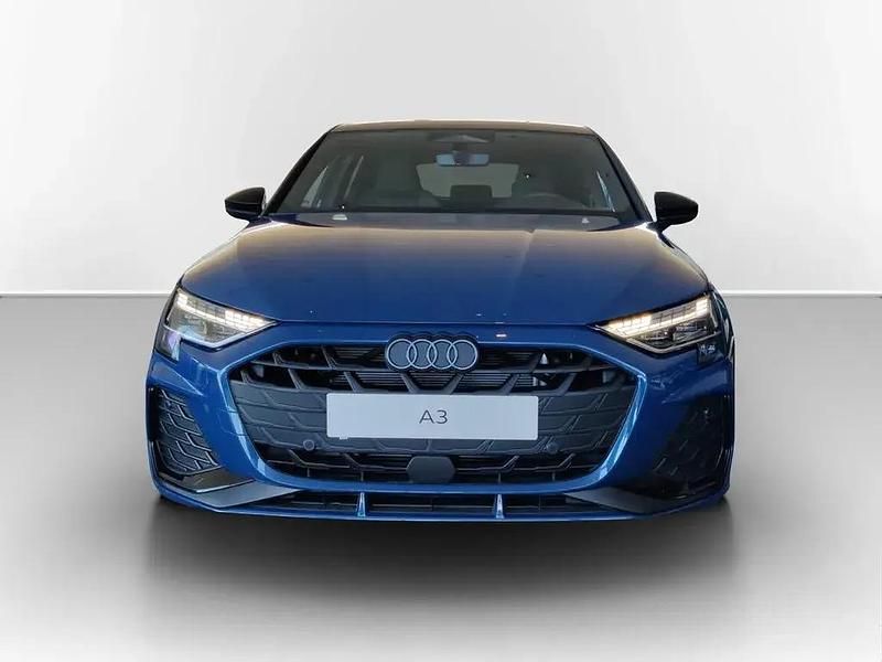 Ny Audi A3 S-Line 150 HK (110 kW) 2025 Blå Sedan