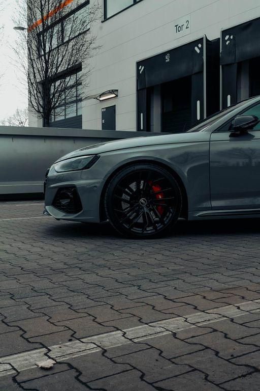 Gebraucht Audi RS4 Sport 450 PS (330 kW) 2023 Grau Kombi