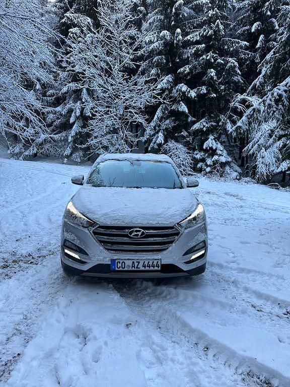 Gebraucht Hyundai Tucson Premium 185 PS (136 kW) 2016 Silber SUV