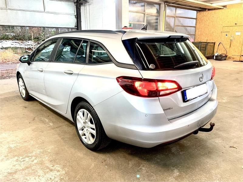 Gebraucht Opel Astra 150 PS (110 kW) 2016 Silber Kombi